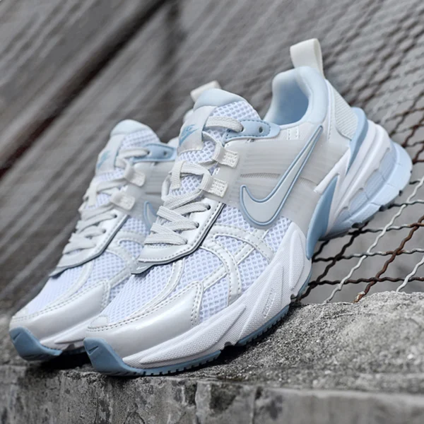 کفش نایک V2K ران سفید آبی یخی Nike V2K Run FD0736-009