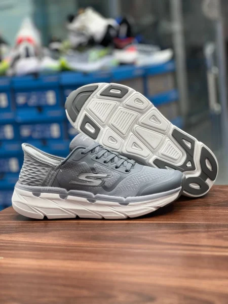کتونی اسکیچرز مکس کوشنینگ ساسپنشن Skechers Max Cushioning Suspension