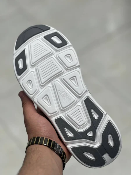 کتونی اسکیچرز مکس کوشنینگ ساسپنشن Skechers Max Cushioning Suspension