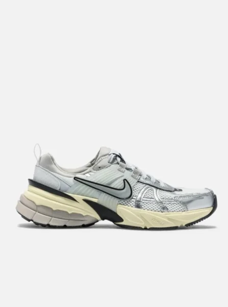 ست زن و مرد کتونی ویتنامی نایک کشلون وارداتی ویتنام Nike wmns V2k Run