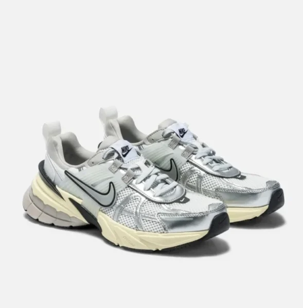 ست زن و مرد کتونی ویتنامی نایک کشلون وارداتی ویتنام Nike wmns V2k Run