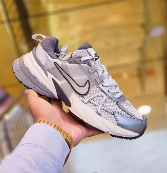 کتونی نایک کشلون باجعبه Nike V2k Run سایز بندی کامل 40 تا 45