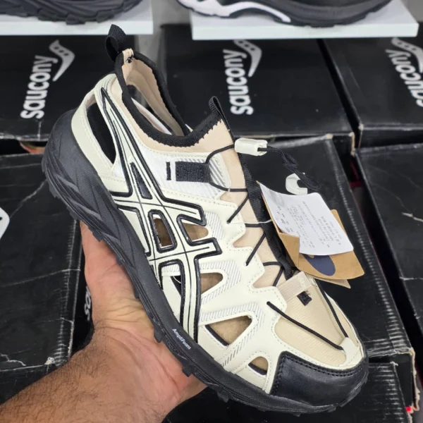 صندل ویتنامی اسیکس ژل سونوما اس ای سایز ۴۰ تا ۴۵ فروش بصورت عمده و تک . Asics gel_ sonoma se Vietnam sandals