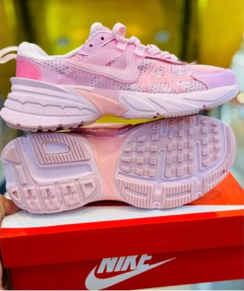 کتونی نایک کشلون دخترانه باجعبه Nike V2k Run سایز بندی کامل 36 تا 40