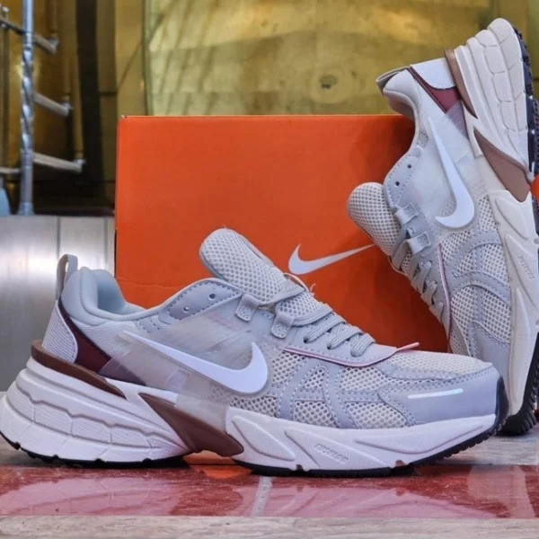 کتونی نایک V2K ران زنانه و مردانه Nike V2K Run با جعبه