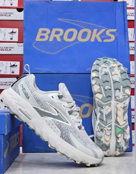 کتونی ویتنامی بروکس کاسکادیا 18 مدل Brooks Cascadia 18