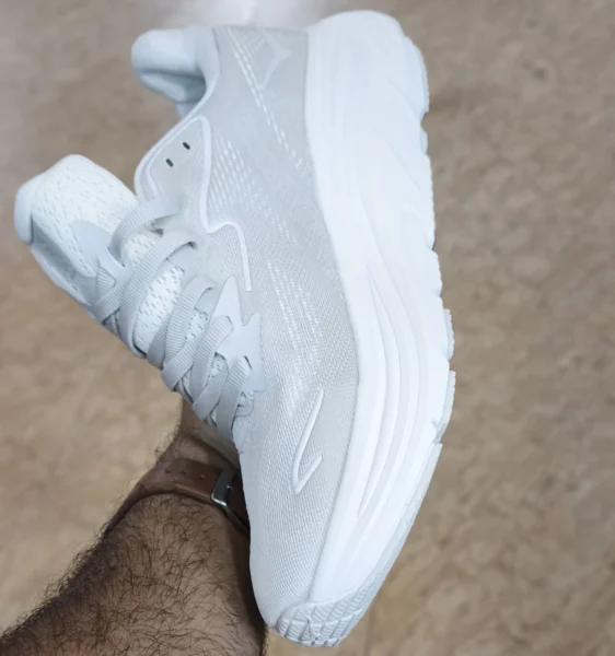 کتونی هوکا کلیفتون ۱۰ hoka cilifton 10 وارداتی ویتنام کیفیت مستر سایز ۴۰ الی ۴۵