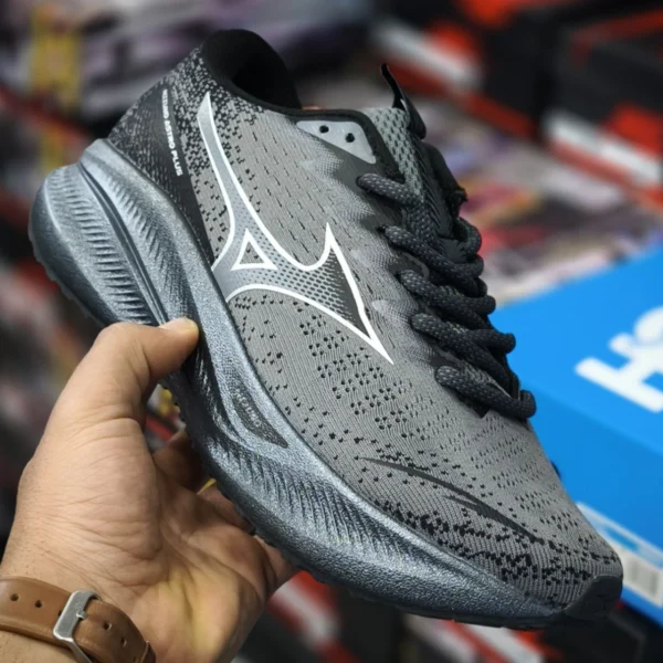 کتونی میزانو آسترو پلاس Mizuno astro plus ضمانت ویتنامی و کیفیت سایز ۴۰ الی ۴۵