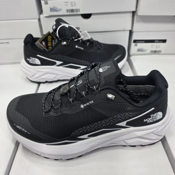 کتونی تریل رانینگ ویتنام نورث فیث the north face ضد آب و گورتکس زیره ویبرام طبیعتگردی و شهری سایز ۴۰ الی ۴۵
