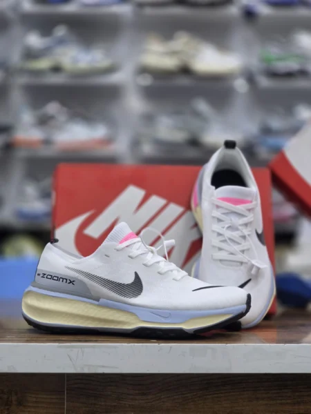 کتونی ویتنامی نایک اینوینسیبل ۳ سایز ۴۰ الی ۴۵ Nike Invincible 3 ساخت ویتنام