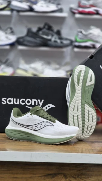 کتونی رانینگ و پیاده روی ساکونی مدل راید ۱۸ Saucony Ride 18 فروش عمده و تک سایز بندی ۴۰ ۴۱ ۴۲ ۴۳ ۴۴ ۴۵