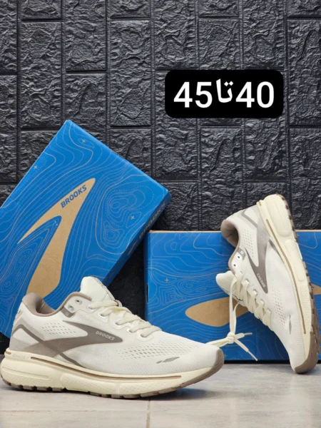 کتونی بروکس گاست ۱۵ سایز ۴۰ تا ۴۵ ساخت ویتنام Brooks Ghost 15