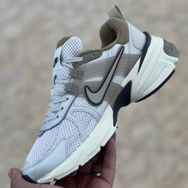 کتونی ویتنامی نایک کشلون وی تو کی وارداتی ویتنام باجعبه Nike V2k Run سایز بندی کامل 40 تا 45