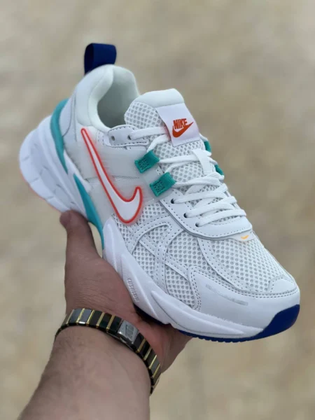 کتونی نایک وی تو کی Nike V2k Run ساخت ویتنام سایز ۳۷ الی ۴۰