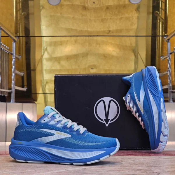 کتونی بروکس گاست ۱۷ Brooks Ghost 1۷ سایزبندی 40 تا 45 ساخت ویتنام
