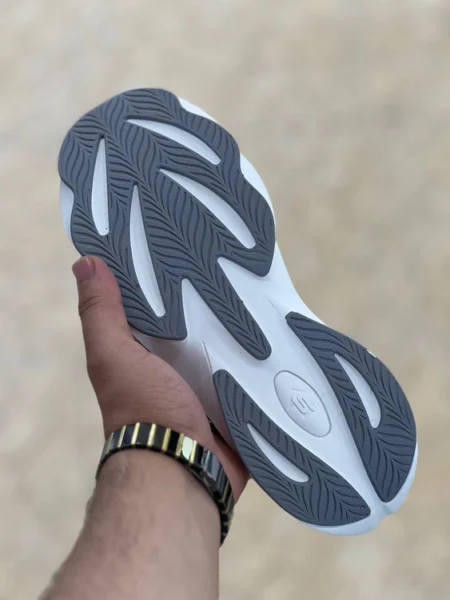 کتونی اسکیچرز هایپربرست کربن Skechers Hyperburst Carbon مسترکوالیتی ساخت ویتنام