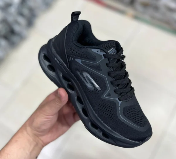 کتونی اسکیچرز مکس کوشن Skechers Max Cushioning مشکی زنانه ساخت ویتنام