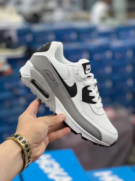 کتونی نایک ایرمکس ساخت ویتنام سایز ۳۸ الی ۴۵ Nike air max