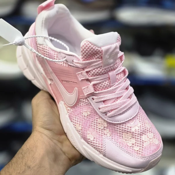 کتونی ویتنامی زنانه نایک کشلون وی تو کی وارداتی ویتنام باجعبه Nike V2k Run سایز بندی کامل 37 تا 40