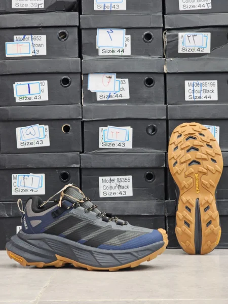 کتونی طبیعت‌گردی آدیداس ترکس گورتکس مسترکوالیتی سایز ۴۰ الی ۴۵ ساخت ویتنام Adidas Terrex GORE-TEX Hiking Shoes