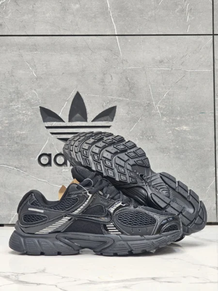 کتونی مسترکوالیتی نایک V5K Run سایز 37 تا 40 ساخت ویتنام
