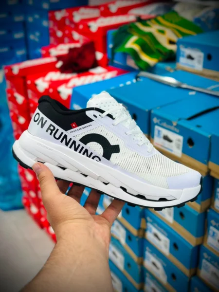 کتونی کیوسی آن رانینگ کلود اولترا ۳ ساخت ویتنام سایز 40 الی 45 On Running Cloud Ultra 3