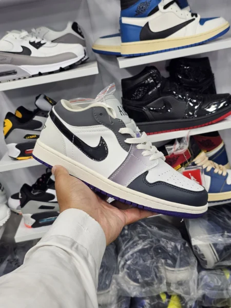 کتونی نایک ایر جردن 1 ساق کوتاه مسترکوالیتی سایز ۴۰ الی ۴۵ ساخت ویتنام Nike Air Jordan ۱