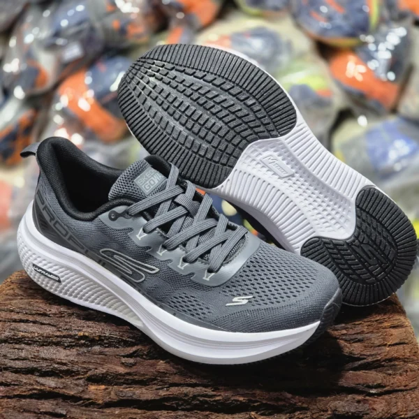 کتونی پیاده‌روی Skechers Go Walk Ultra طوسی ساخت ویتنام سایز ۴۳