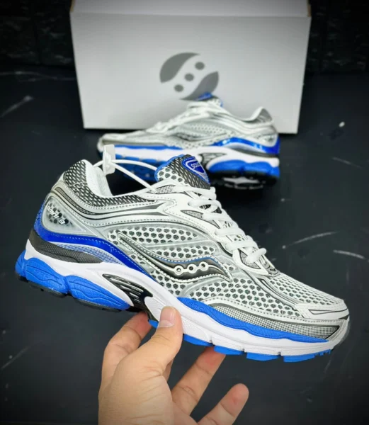 کتونی ساکونی 9 saucony omni ساخت کشور ویتنام سایز ۴۰ تا ۴۵ فروش بصورت تک و عمده Saucony omni 9 vietnam