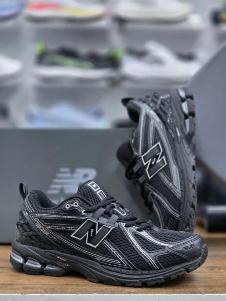 کتونی نیوبالانس 1906 New Balance مشکی ساخت ویتنام