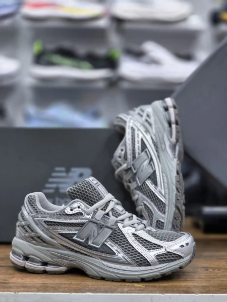 کتونی نیوبالانس 1906 New Balance ساخت ویتنام