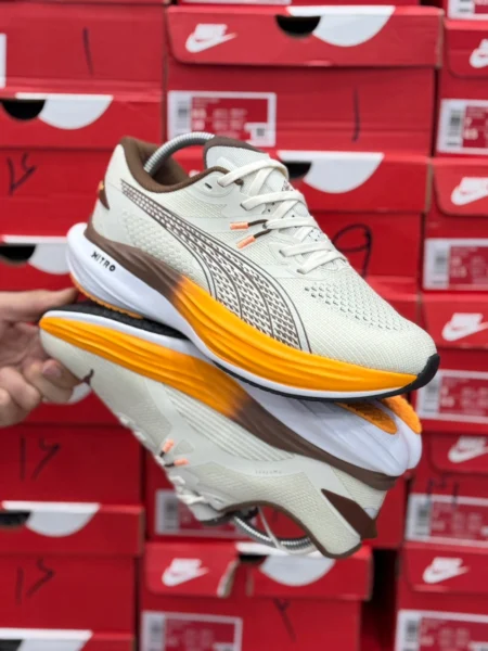 کتونی مسترکوالیتی پوما نیترو ساخت ویتنام سایز ۴۰ الی ۴۵ Puma ForeverRun NITRO