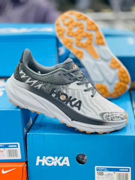 کتونی هوکا چلنجر 7 مسترکوالیتی سایز ۴۰ الی ۴۵ ساخت ویتنام Hoka Challenger 7