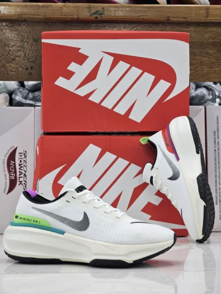 کتونی ویتنامی نایک اینوینسیبل ۳ سایز ۴۰ الی ۴۵ ساخت ویتنام Nike Invincible 3