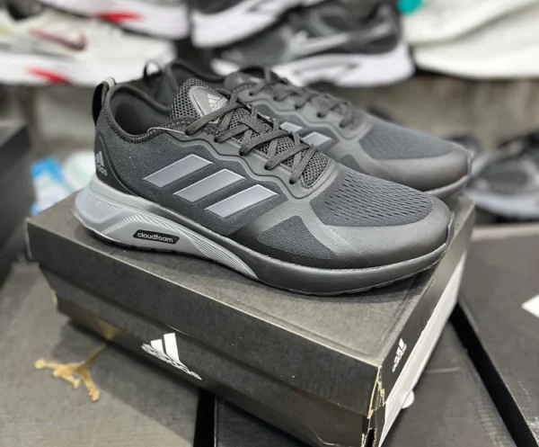 کتونی آدیداس کلودفوم مسترکوالیتی سایز ۴۰ الی 45 ساخت ویتنام Adidas Cloudfoam Vietnam