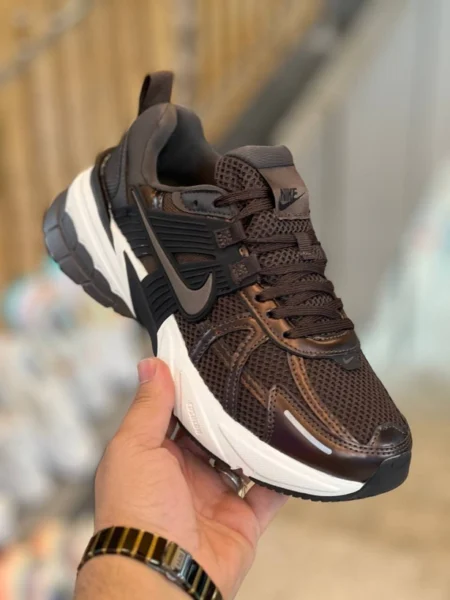 کتونی نایک وی تو کی سایز ۳۷ الی ۴۵ ساخت ویتنام Nike V2k Run