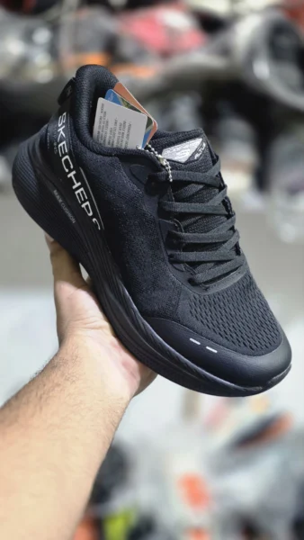 کتونی اسکیچرز مکس کوشن Skechers Max Cushioning مشکی سایز 43