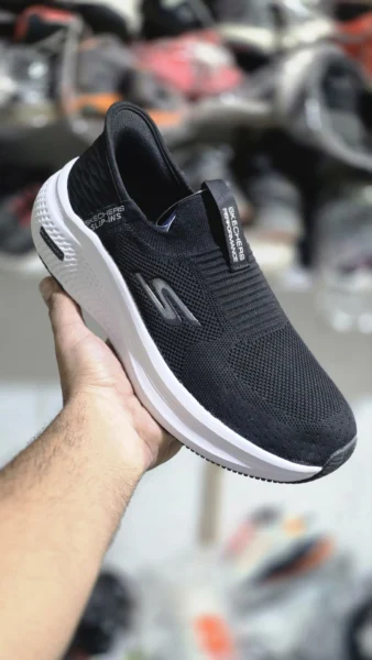 کتونی اسکیچرز مکس کوشن Skechers Max Cushioning مشکی