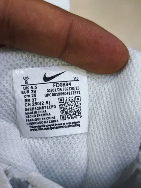 كتونی نایک وى فايو کی مسترکوالیتی سایز ۴۰ الی ۴5 Nike V5K Run ساخت ویتنام ضمانت اصالت كالا