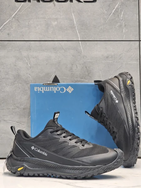 کتونی طبیعت گردی کلمبیا ضدآب مردانه مسترکوالیتی سایز 40 الی 45 ساخت ویتنام Columbia GORE-TEX