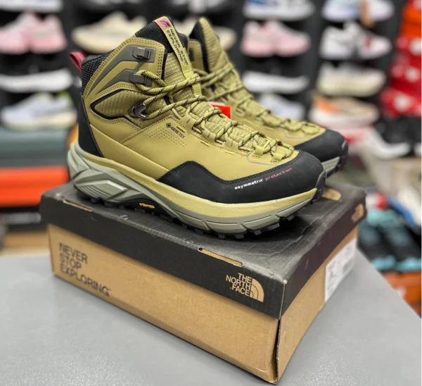 بوت کوهنوردی و طبیعتگردی نورث فیس ضدآب سایز ۴۰ الی ۴۵ The North Face GORE-TEX