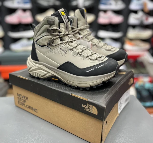 بوت کوهنوردی نورث فیس GORE-TEX ضدآب The North Face