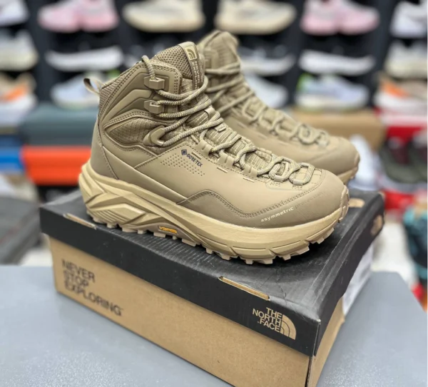 بوت کوهنوردی و طبیعت‌گردی نورث فیس GORE-TEX ضدآب The North Face