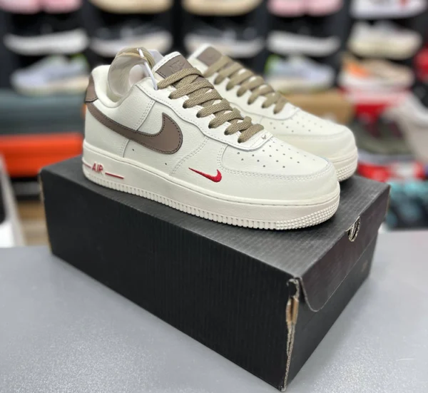 کتونی نایک ایرفورس ۱ مسترکوالیتی سایز ۳۶ تا ۴۵ ساخت ویتنام Nike Airforce 1
