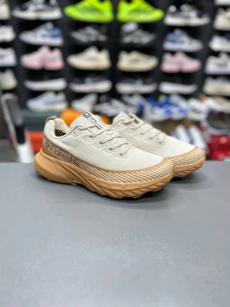 کتونی طبیعت‌گردی کلمبیا مدل OutDry Vibram سایز ۴۰ تا ۴۵