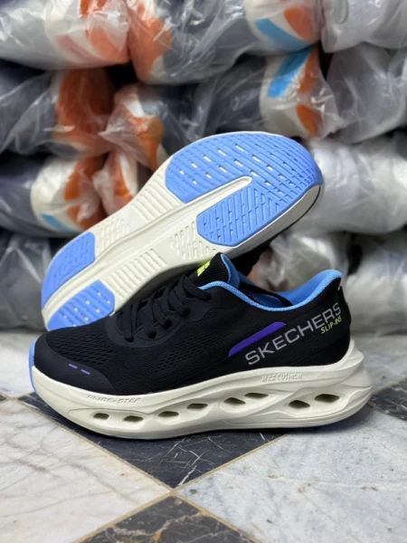 کتونی اسکیچرز اسلیپ Skechers Slip Ins سایز۳۷ الی ۴۰ ساخت ویتنام