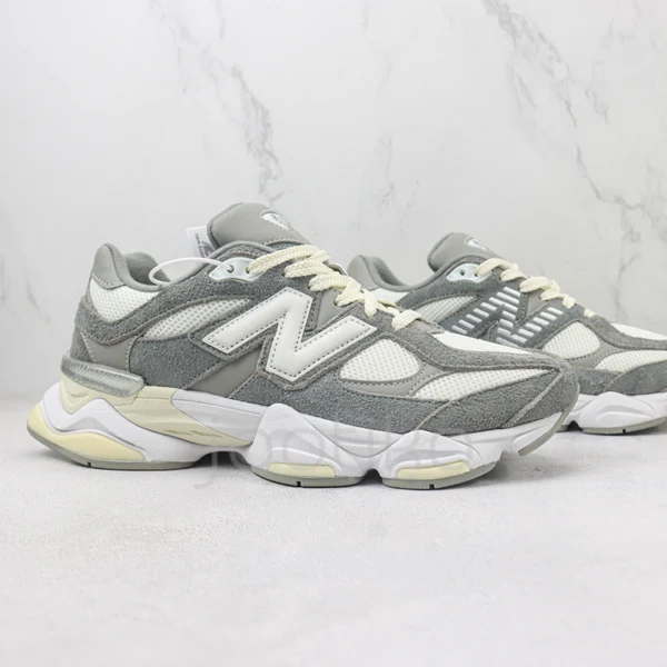 کفش نیوبالانس 9060 طوسی سفید New Balance U9060YGA