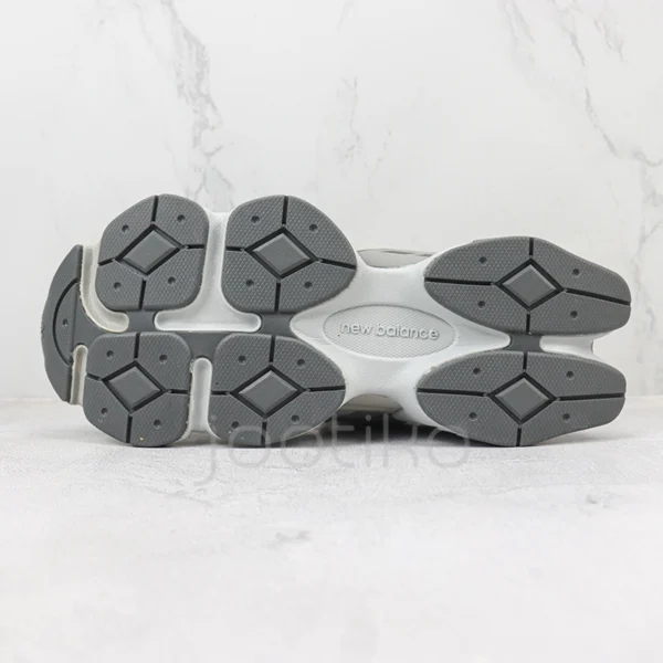 کفش نیوبالانس 9060 Shadow Grey U9060GG طوسی