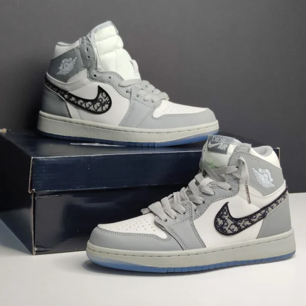 کفش نایک جردن وان دیور Jordan 1 Retro High Dior مدل CN8607-002