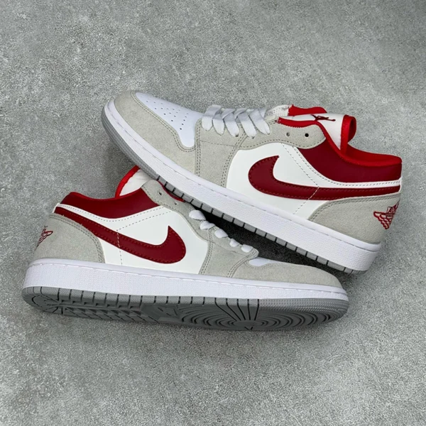 کفش نایک جردن 1 لو طوسی قرمز Jordan 1 Low Light Smoke Grey Gym Red